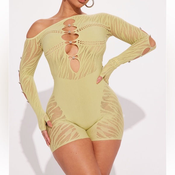 Romper 💚 - Picture 2 of 5